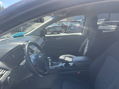 2016 Ford Edge SE