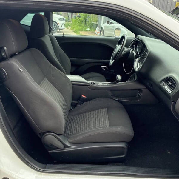 2019 Dodge Challenger SXT