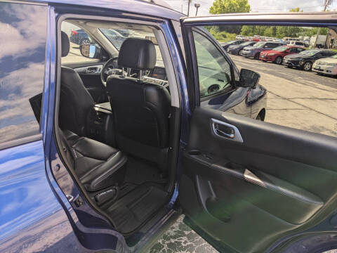 2018 Nissan Pathfinder Platinum