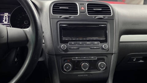 2013 Volkswagen Golf 2.5L PZEV