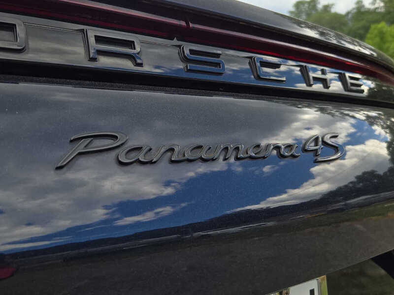 2020 Porsche Panamera 4S