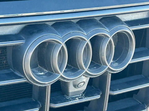 2021 Audi Q8 quattro Premium 55 TFSI