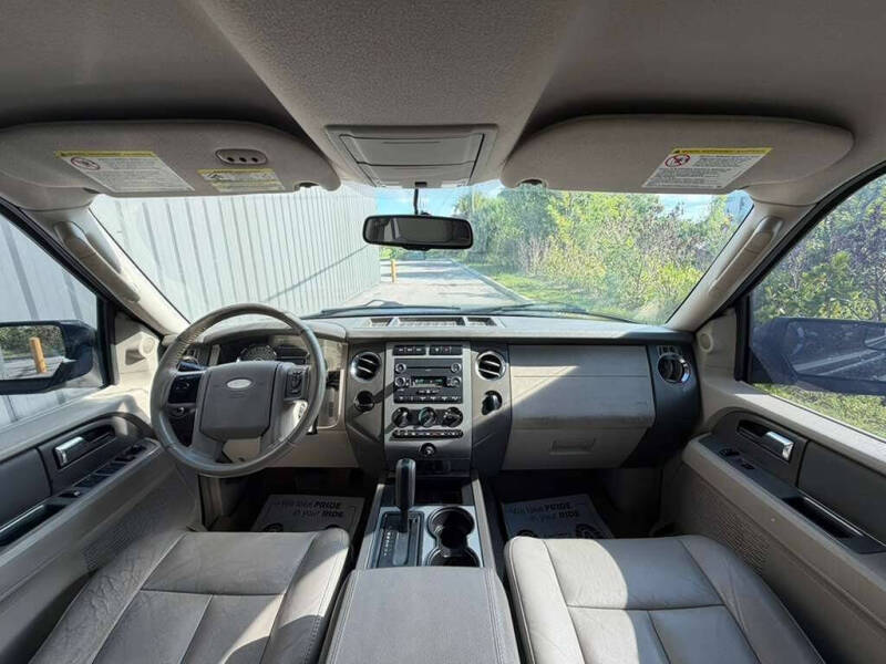 2013 Ford Expedition XLT