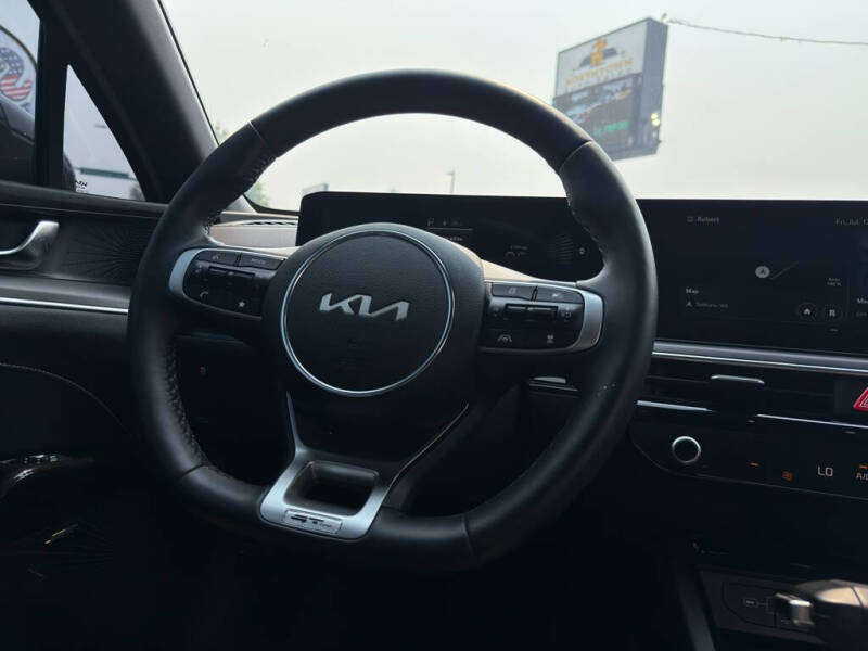 2025 Kia K5