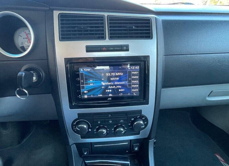 2007 Dodge Charger SRT-8