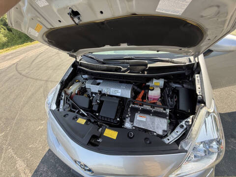 2012 Toyota Prius v Two