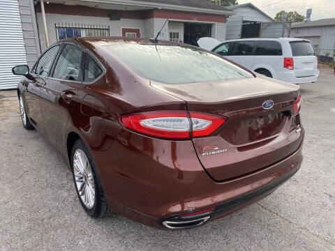 2016 Ford Fusion SE