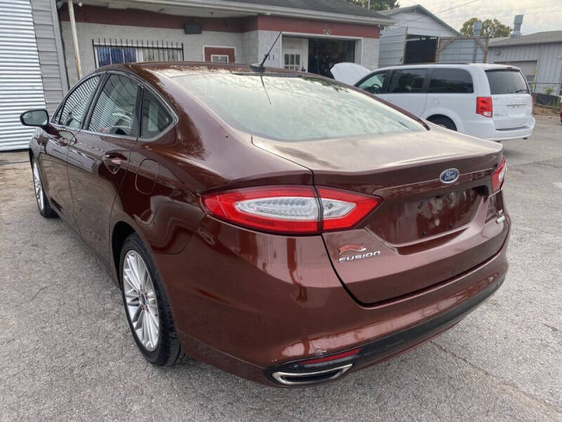 2016 Ford Fusion SE