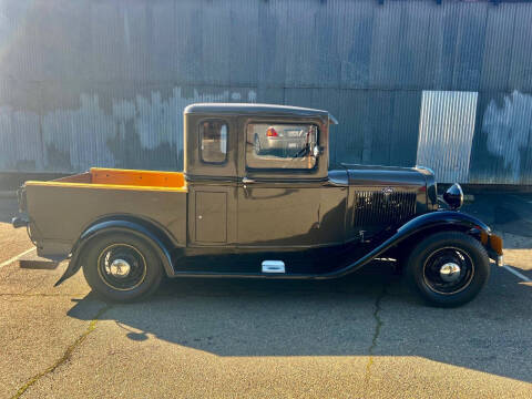 1934 Ford Custom