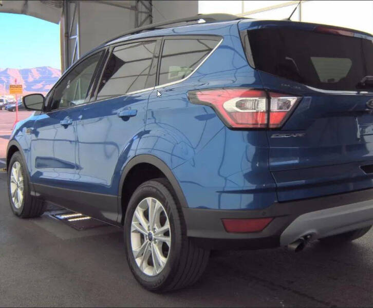 2017 Ford Escape SE
