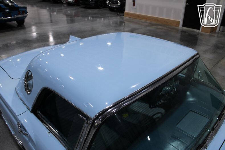1957 Ford Thunderbird