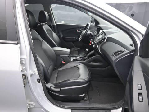 2015 Hyundai Tucson SE