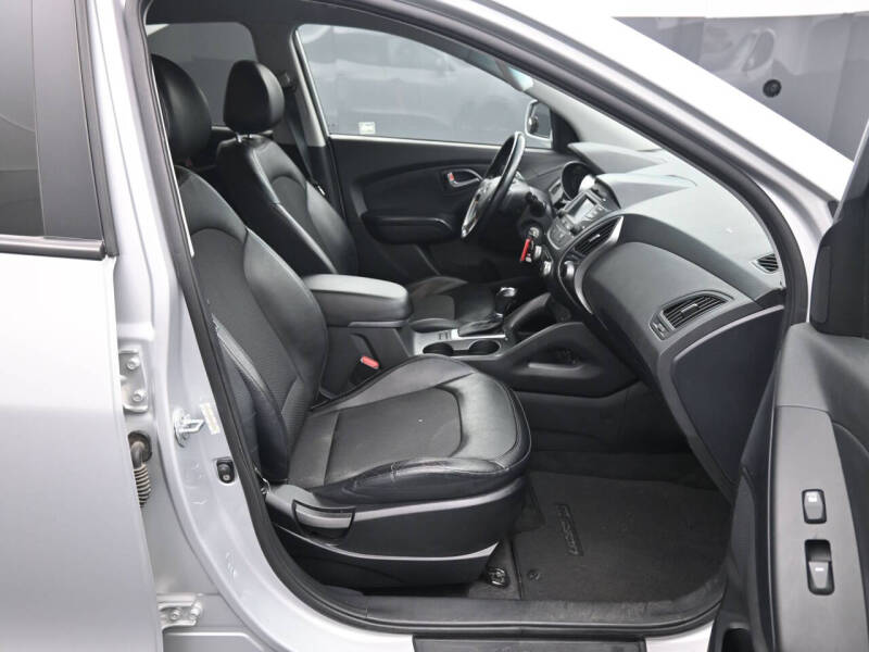 2015 Hyundai Tucson SE