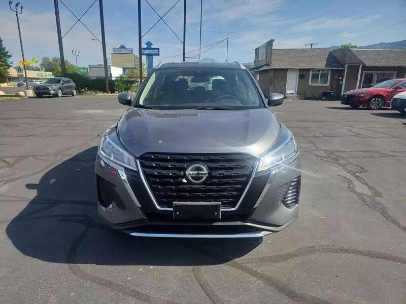 2021 Nissan Kicks SV