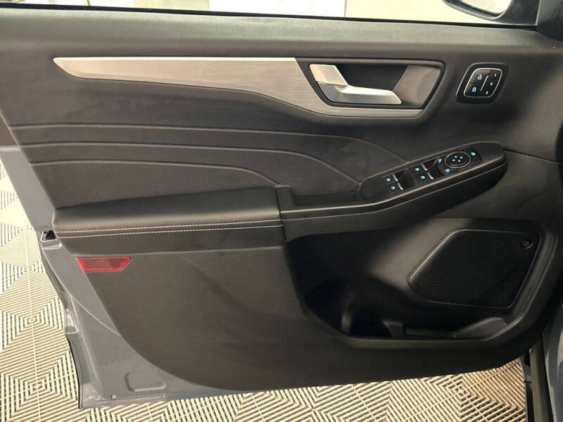 2025 Ford Escape Plug-In Hybrid PHEV