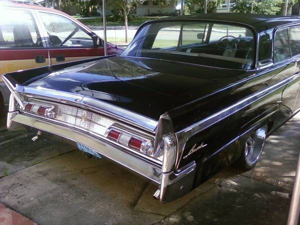 1960 Lincoln Premiere