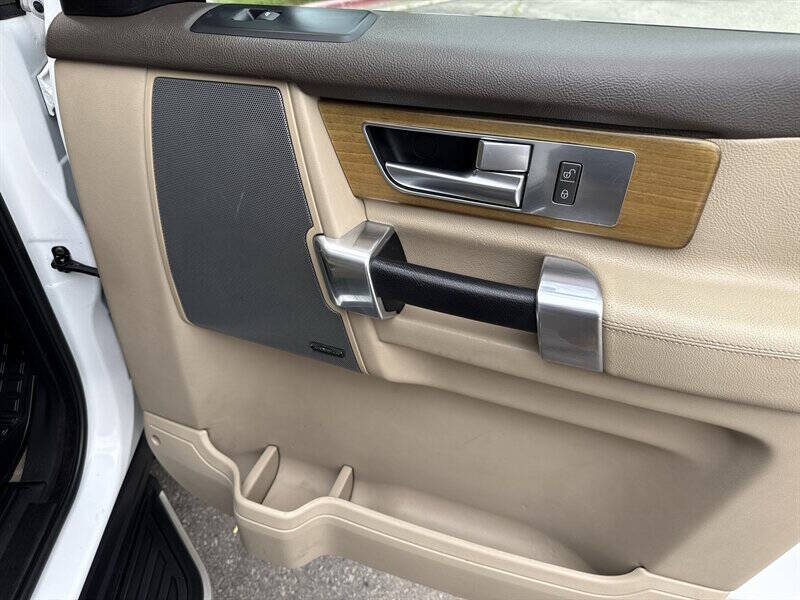 2016 Land Rover LR4