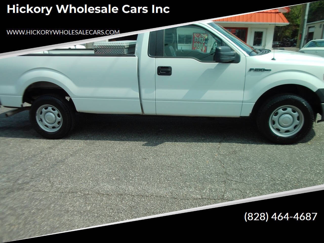 White 2012 Ford F-150 XL 4x2 XL 2dr Regular Cab Styleside 8 ft. LB 1