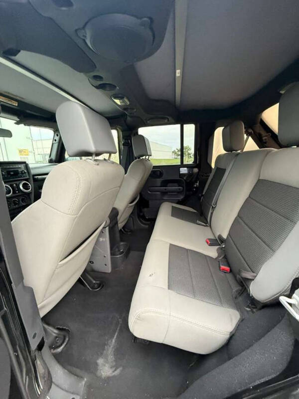 2010 Jeep Wrangler Unlimited Sahara