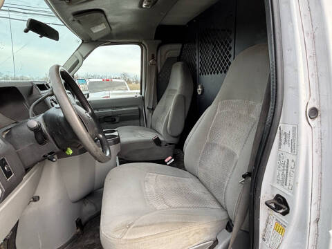 2013 Ford E-Series E-150