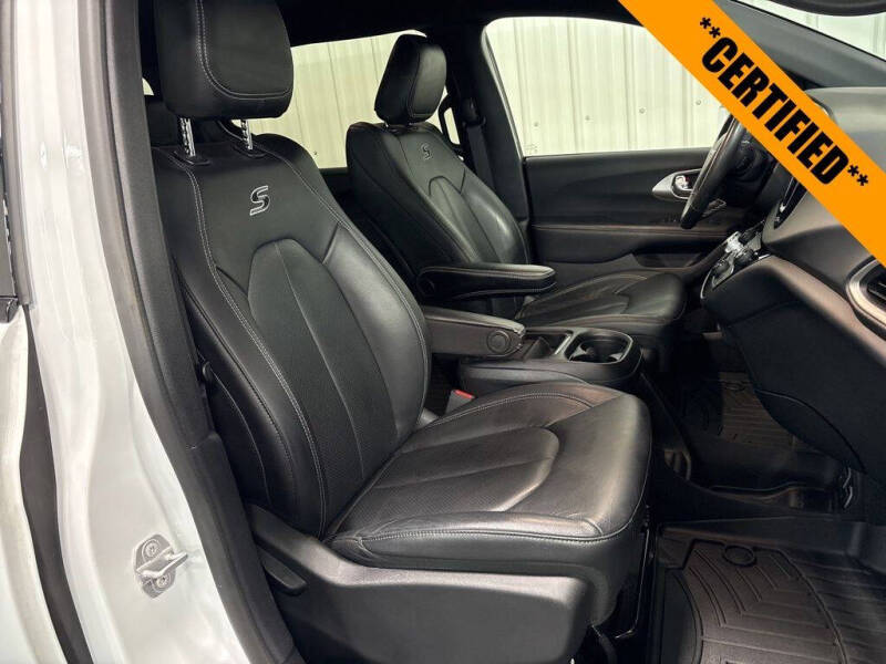 2020 Chrysler Pacifica Launch Edition