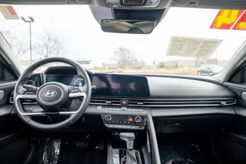 2024 Hyundai Elantra Limited