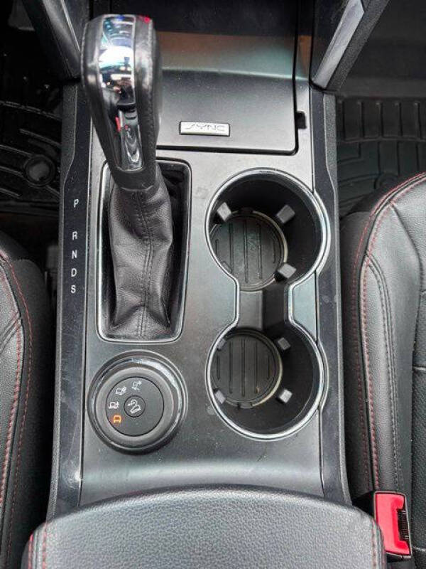 2018 Ford Explorer Sport - Photo 24