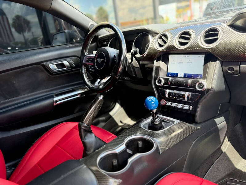 2020 Ford Mustang