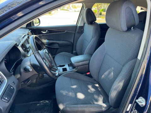 2016 Kia Sorento LX