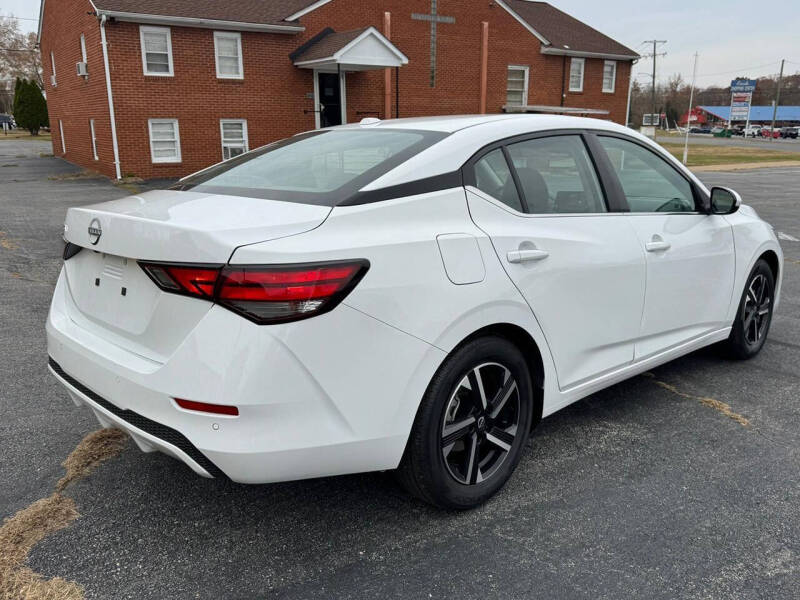 2025 Nissan Sentra SV