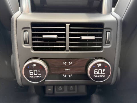 2026 Land Rover Discovery