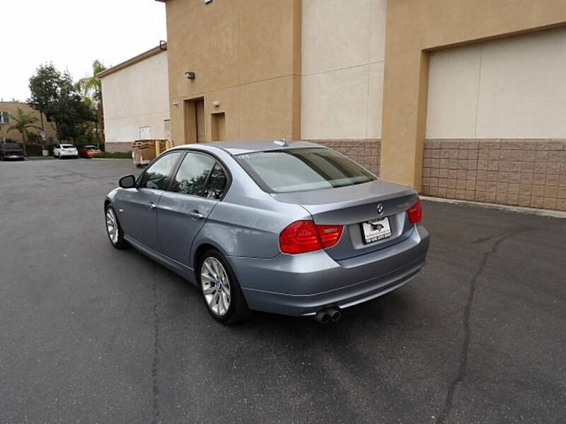 2011 BMW 3 Series 328i