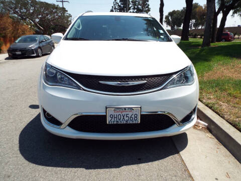 2020 Chrysler Pacifica Touring L