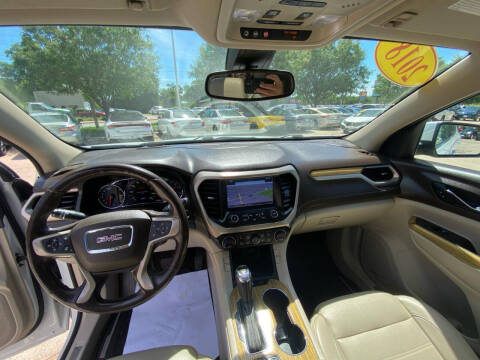 2018 GMC Acadia Denali