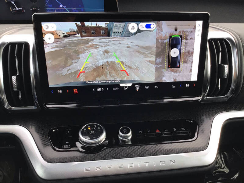 2025 Ford Expedition MAX Platinum