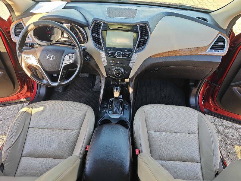 2016 Hyundai Santa Fe SE