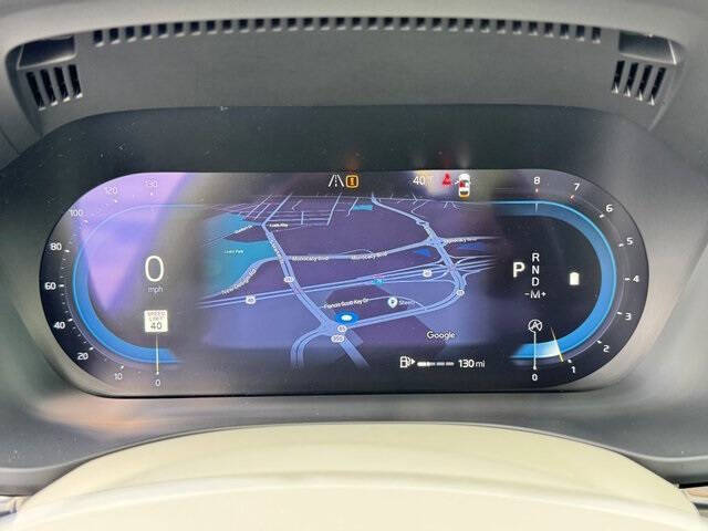 2023 Volvo XC60 B5 Plus Dark Theme