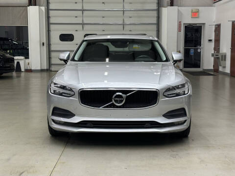 2018 Volvo S90 T5 Momentum