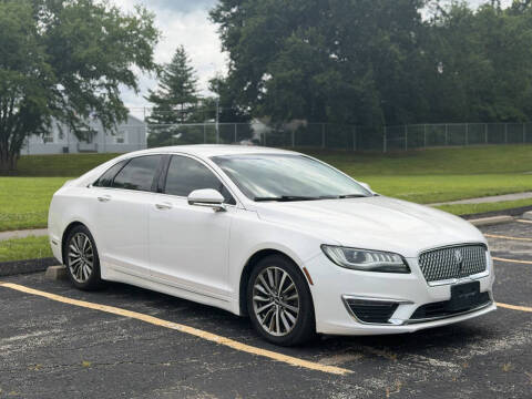 2017 Lincoln MKZ Select