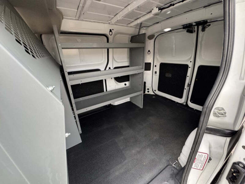 2021 Nissan NV200 SV