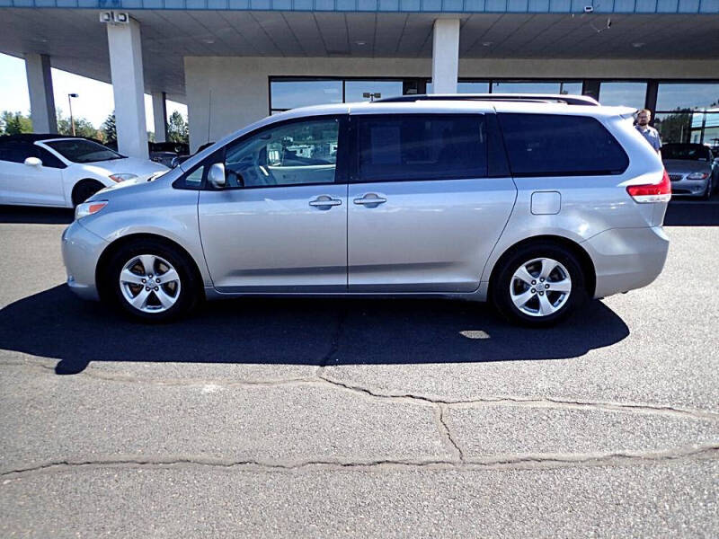 2011 Toyota Sienna