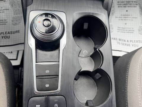 2021 Ford Escape SE