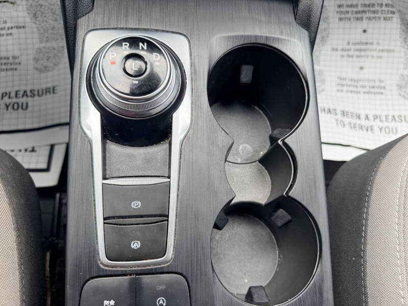 2021 Ford Escape SE