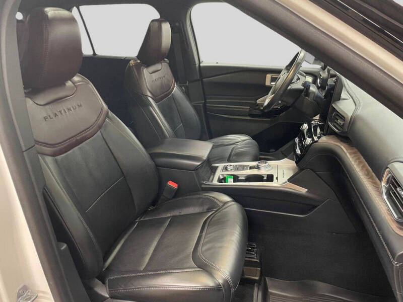 2022 Ford Explorer Platinum