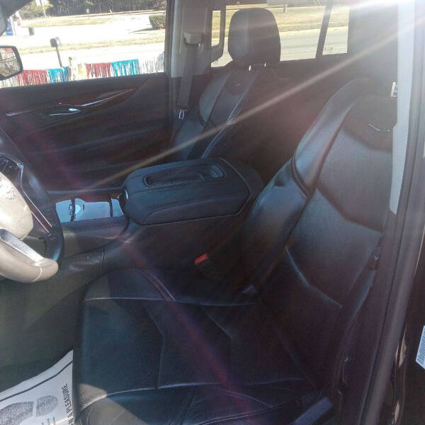 2015 Cadillac Escalade Luxury