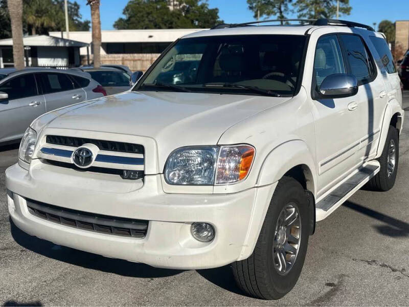 Toyota Sequoia's photo