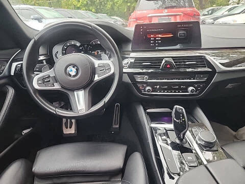 2017 BMW 5 Series 540i