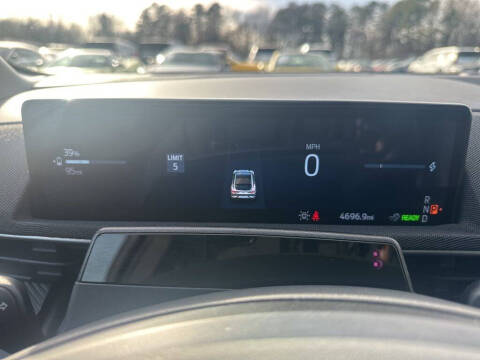 2025 Ford Mustang Mach-E Select