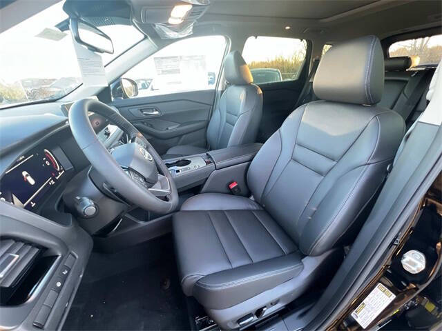 2025 Nissan Rogue SL