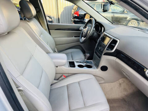 2012 Jeep Grand Cherokee Laredo